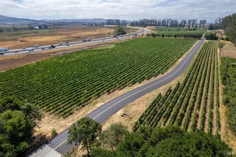 1000 Stanly Ln, Napa, CA 94559