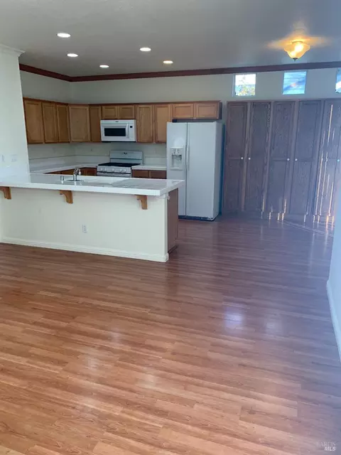 8405 Old Oak Rd, Windsor, CA 95492 photo 4
