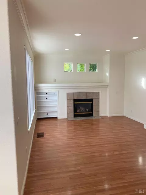 8405 Old Oak Rd, Windsor, CA 95492 photo 5