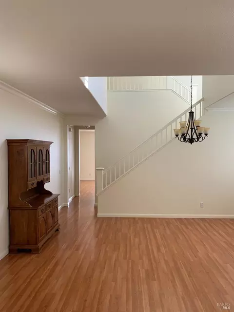 8405 Old Oak Rd, Windsor, CA 95492 photo 2