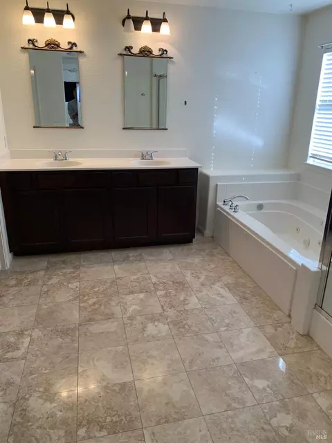 8405 Old Oak Rd, Windsor, CA 95492 photo 7