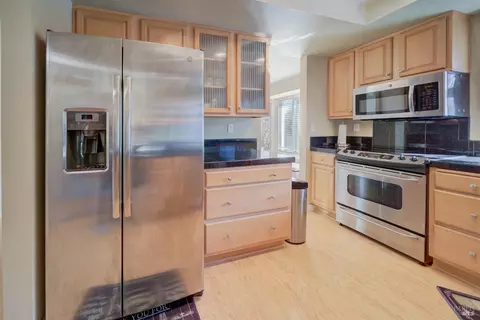121 Thresher Dr, Vallejo, CA 94591 photo 11