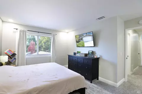 312 Woodhaven Dr, Vacaville, CA 95687 photo 36
