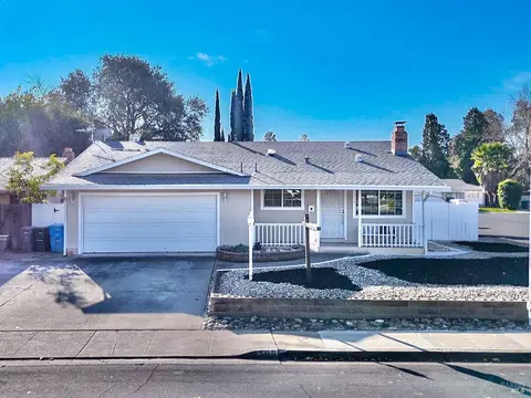 500 Beelard Dr, Vacaville, CA 95687