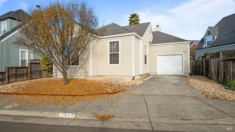 2403 Penbrooke Ave, Santa Rosa, CA 95403