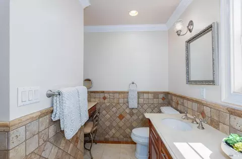 Bath - 101 Lang Ct, Fairfield, CA 94534 photo 5 of 10