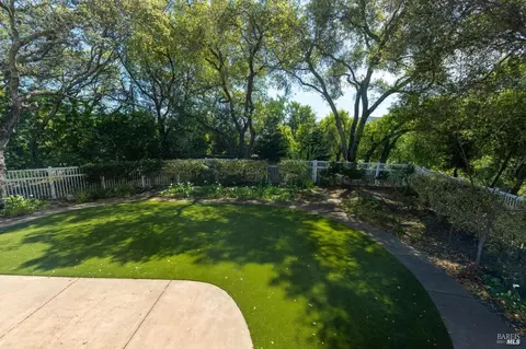 Exterior - 101 Lang Ct, Fairfield, CA 94534 photo 15 of 21