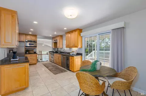 Kitchen - 101 Lang Ct, Fairfield, CA 94534 photo 1 of 4