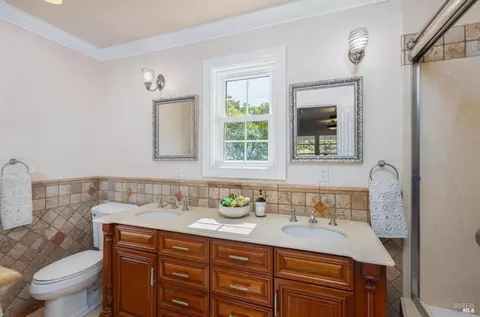 Bath - 101 Lang Ct, Fairfield, CA 94534 photo 2 of 10