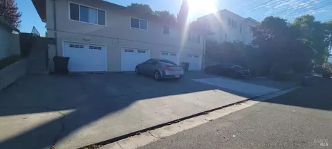 818-820 W 2nd St, Benicia, CA 94510