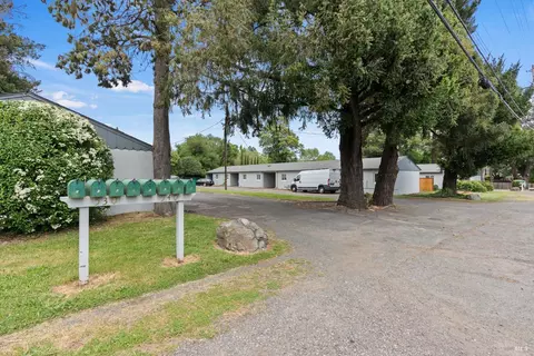Exterior - 530-570 Talmage Rd, Ukiah, CA 95482 photo 3 of 14