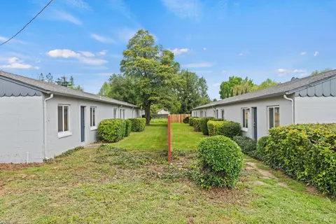 530-570 Talmage Rd, Ukiah, CA 95482