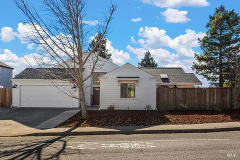 708 Rose Dr, Benicia, CA 94510
