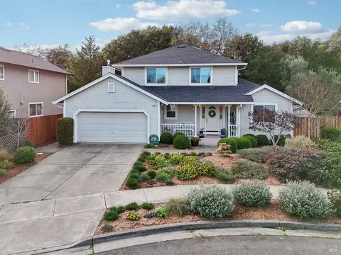 2185 Zinfandel Dr, Santa Rosa, CA 95403
