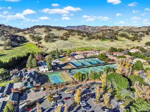 View/Area - 3123 Pine Valley Dr, Fairfield, CA 94534 photo 9 of 13