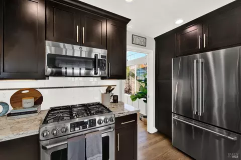 Kitchen - 3123 Pine Valley Dr, Fairfield, CA 94534 photo 11 of 13