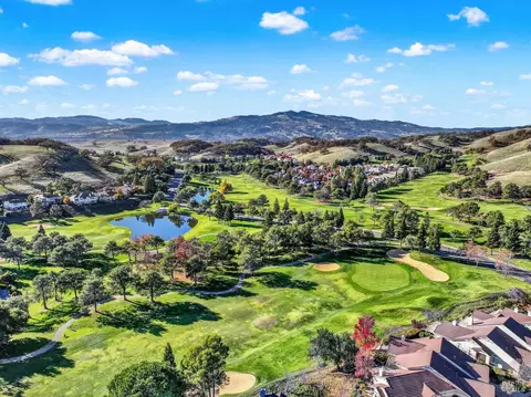 View/Area - 3123 Pine Valley Dr, Fairfield, CA 94534 photo 8 of 13