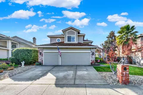 Exterior - 3123 Pine Valley Dr, Fairfield, CA 94534 photo 4 of 17