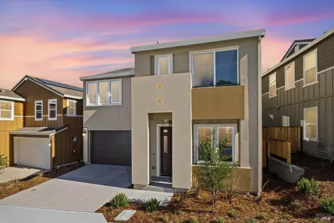 505 Sapphire St, Petaluma, CA 94952