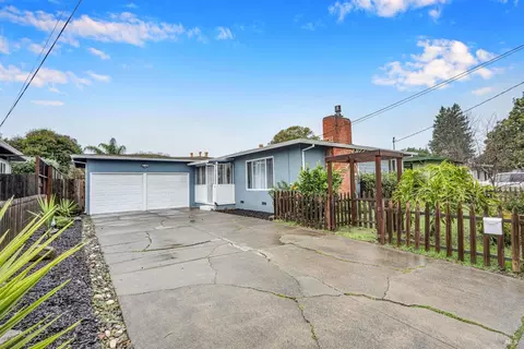 611 Corlano Ave, Santa Rosa, CA 95404