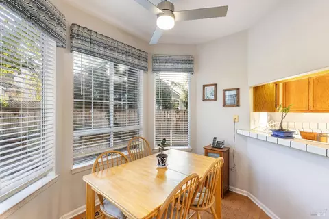 420 Trinity Ct, Petaluma, CA 94954 photo 12