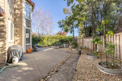 420 Trinity Ct, Petaluma, CA 94954 photo 37