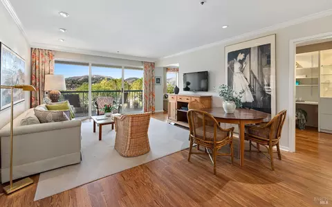 100 Thorndale Dr #126, San Rafael, CA 94903