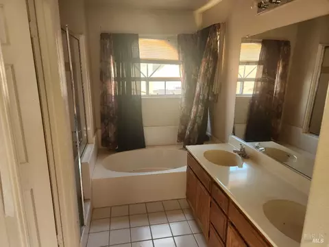73 Brianne Cir, Windsor, CA 95492 photo 5