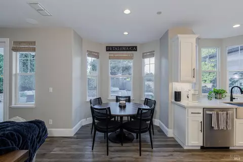 1014 Samuel Dr, Petaluma, CA 94952 photo 12