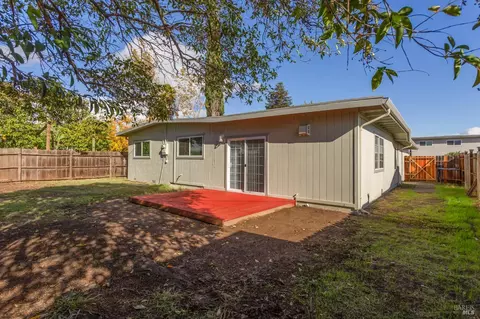 1749 Kidder Ave, Fairfield, CA 94533 photo 8