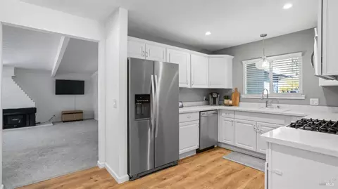 248 Cedar St, Vacaville, CA 95688 photo 9