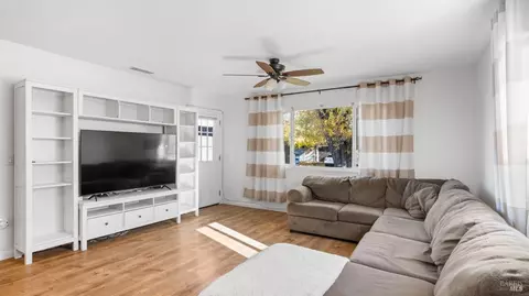 248 Cedar St, Vacaville, CA 95688 photo 7