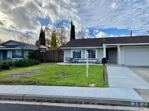 342 Lance Dr, Vacaville, CA 95687 photo 2