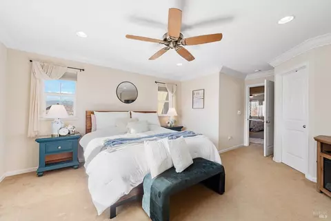 607 Embassy Cir, Vacaville, CA 95688 photo 35