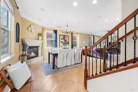 607 Embassy Cir, Vacaville, CA 95688 photo 10