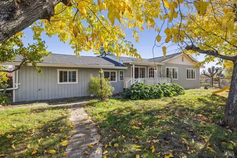 23202 Maffei Rd, Sonoma, CA 95476