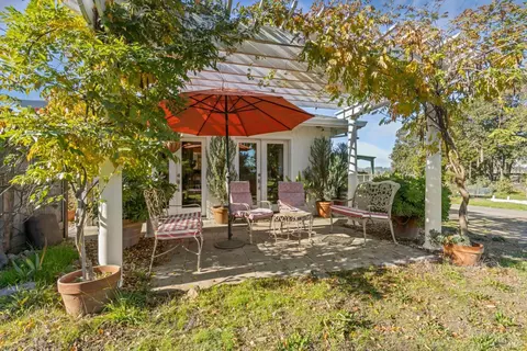 Exterior - 4300 Bodega Ave, Petaluma, CA 94952 photo 7 of 23