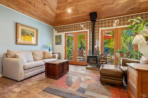Living - 4300 Bodega Ave, Petaluma, CA 94952 photo 3 of 5