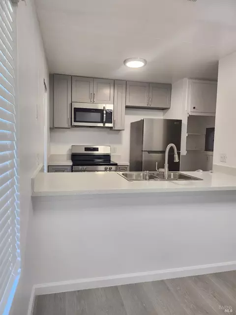 8 Villa Ct, Fairfield, CA 94533