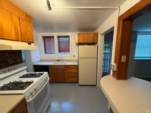 Kitchen - 403 Florida St, Vallejo, CA 94590 photo 7 of 16