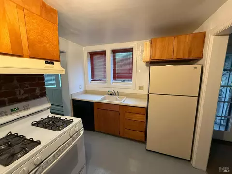 Kitchen - 403 Florida St, Vallejo, CA 94590 photo 2 of 16