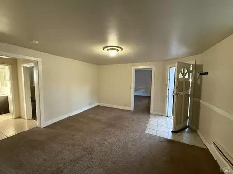 Living - 403 Florida St, Vallejo, CA 94590 photo 6 of 10