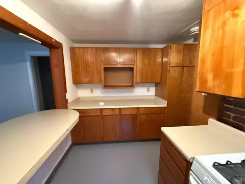 Kitchen - 403 Florida St, Vallejo, CA 94590 photo 4 of 16
