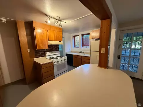 Kitchen - 403 Florida St, Vallejo, CA 94590 photo 8 of 16