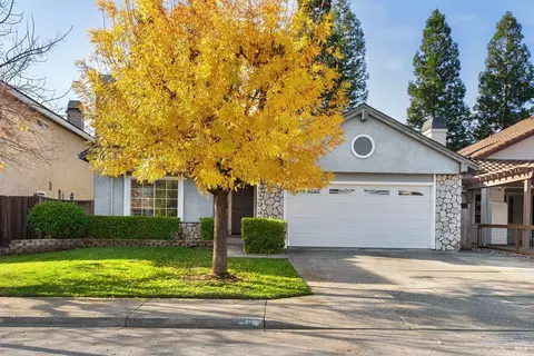 124 Cottontail Way, Windsor, CA 95492