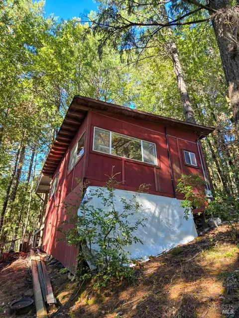 Exterior - 29500 Timberline Rd, Willits, CA 95490 photo 15 of 31