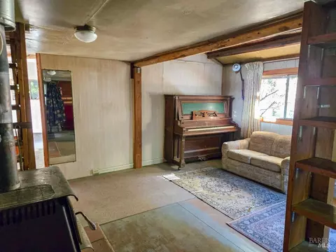 Living - 29500 Timberline Rd, Willits, CA 95490 photo 1 of 1
