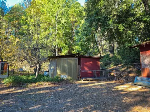 Exterior - 29500 Timberline Rd, Willits, CA 95490 photo 19 of 31
