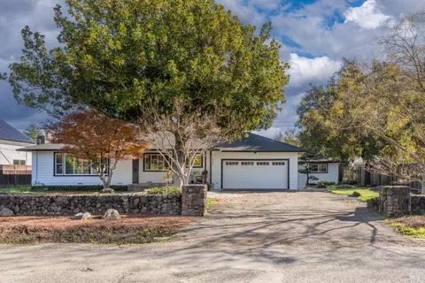 20410 Harrington Dr, Sonoma, CA 95476