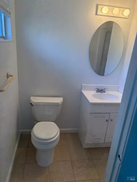 838 Studding Sail St, Vacaville, CA 95687 photo 5